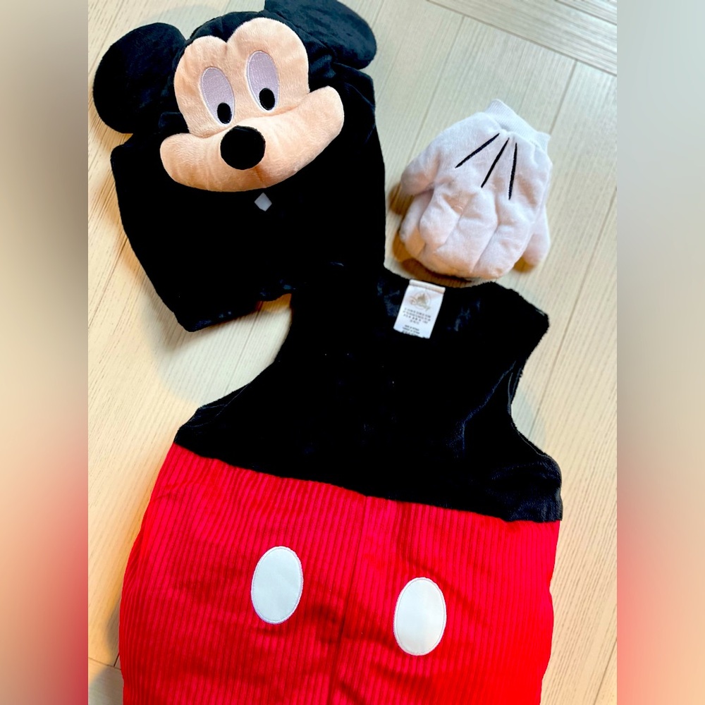 DISNEYS MICKEY MOUSE COSTUME SIZE 18-24